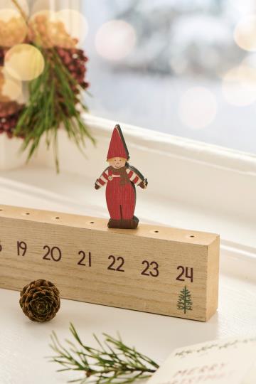 Holzkalender, 1-24, gehendes Wichtelmännchen, Adventskalender