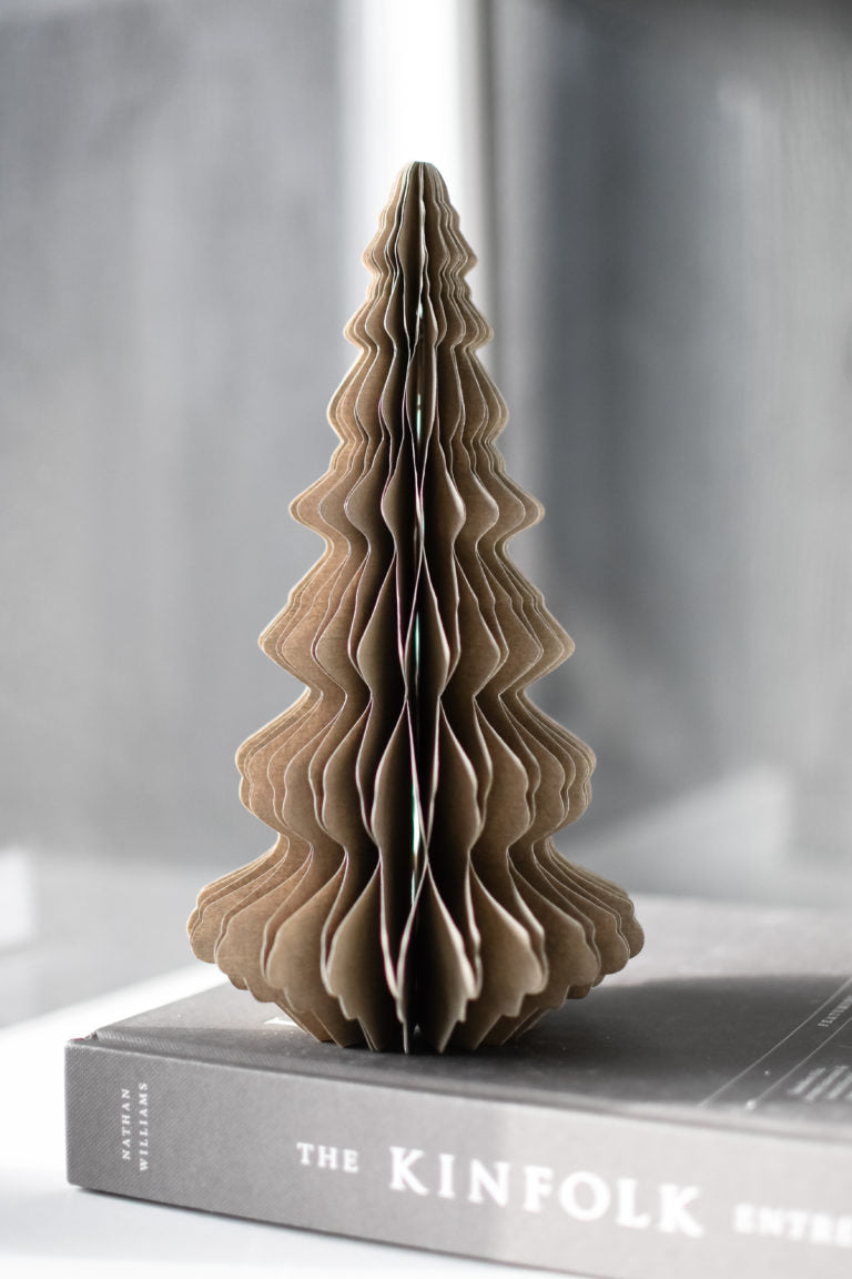 Papier Tannenbaum Grandtad, beige, mittel, Weihnachtsbaum