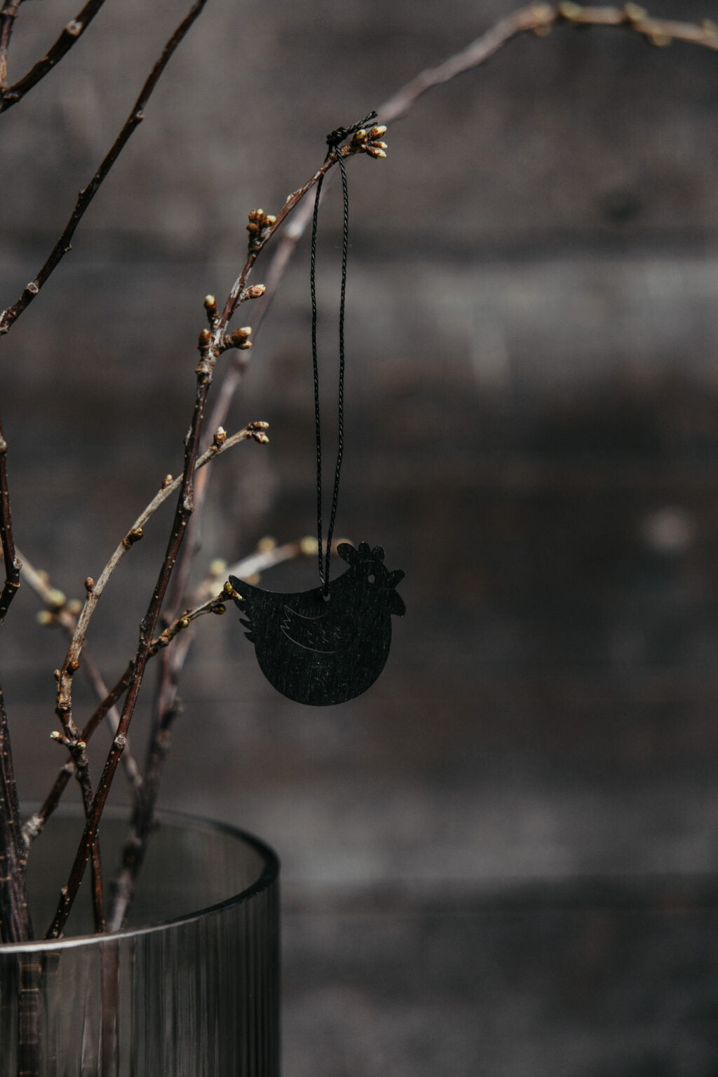 Osterküken, Henne, Anhänger, Holzdekoration Edith, schwarz