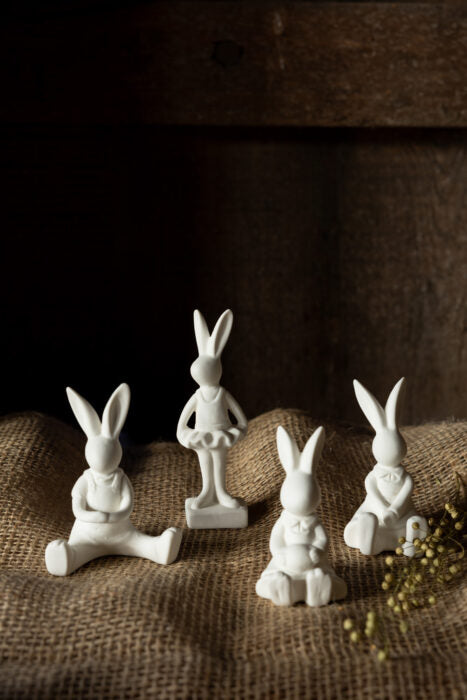 Osterhase tanzende Ines, Keramik, weiß von Storefactory