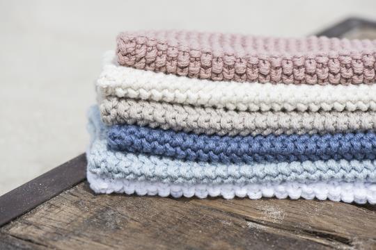 Topflappen Mynte gestrickt, blau, Cornflower