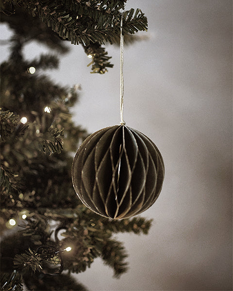 Papierkugel Bona, Faltkugel, Weihnachtskugel, hell grün, groß