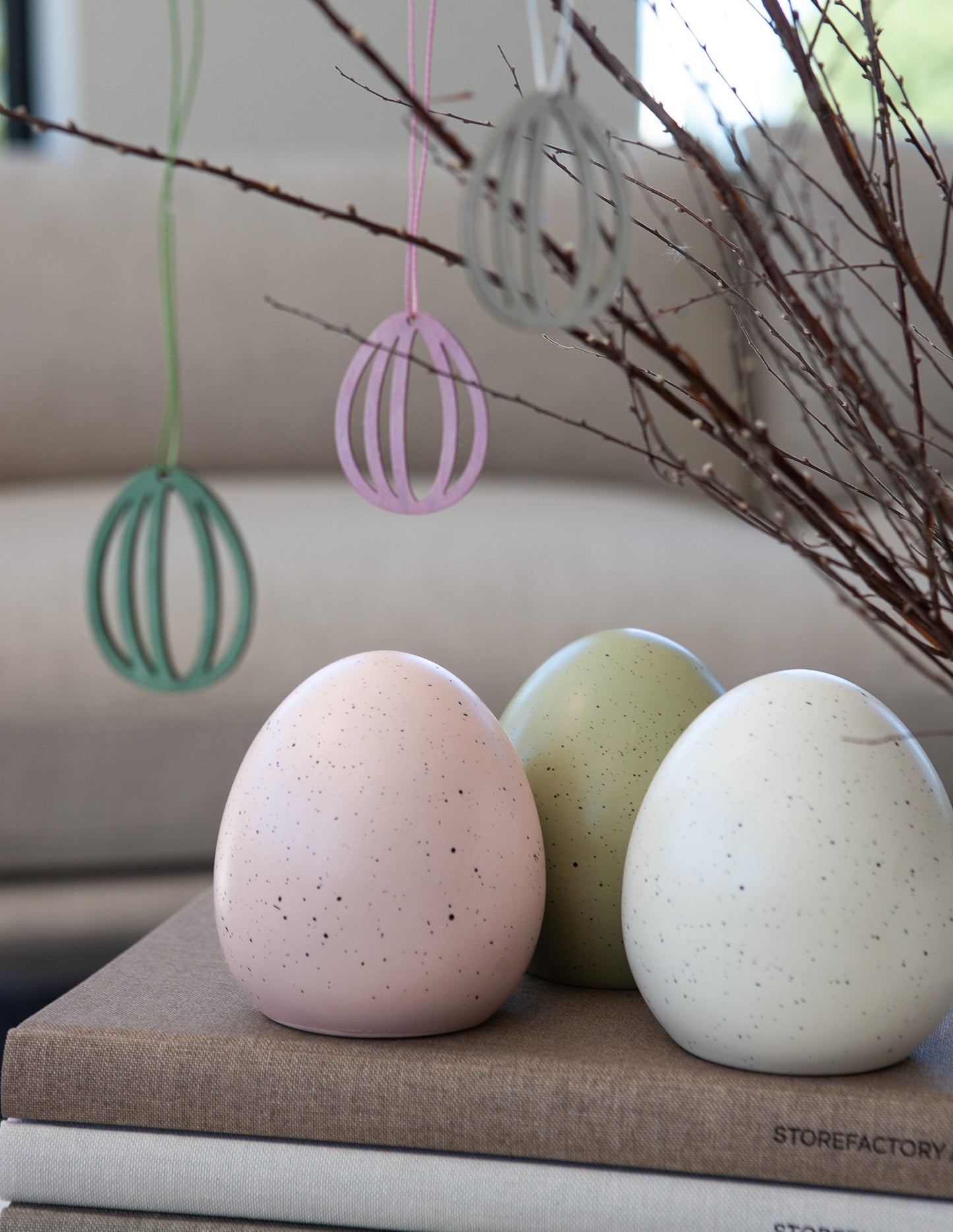 Osterei Ugglarp, Keramik, hellpink, groß, gesprenkelt