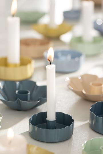 Kerzenhalter, Blume, wellige Kante, dunkel blau, für Bleistiftkerzen