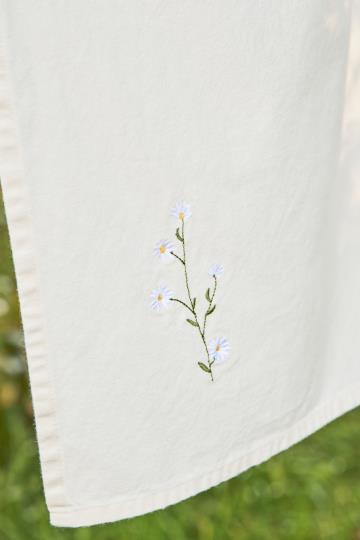 Geschirrtuch Flora, weiße Margeriten, butter cream