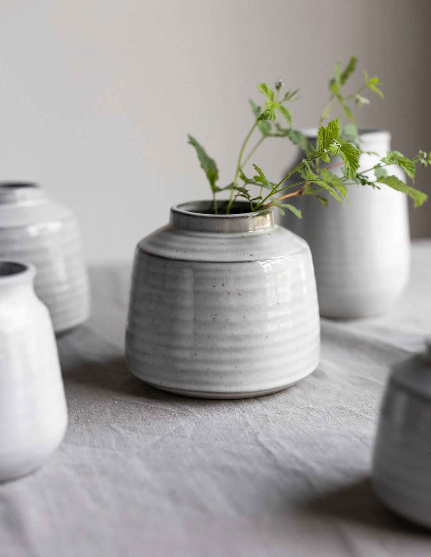 Vase Kyrkbacken, grau, groß von Storefactory