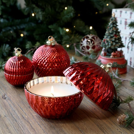 Kerze, in Glas-Weihnachtskugel mit Muster, H14,5/D13m, rot von Chic Antique