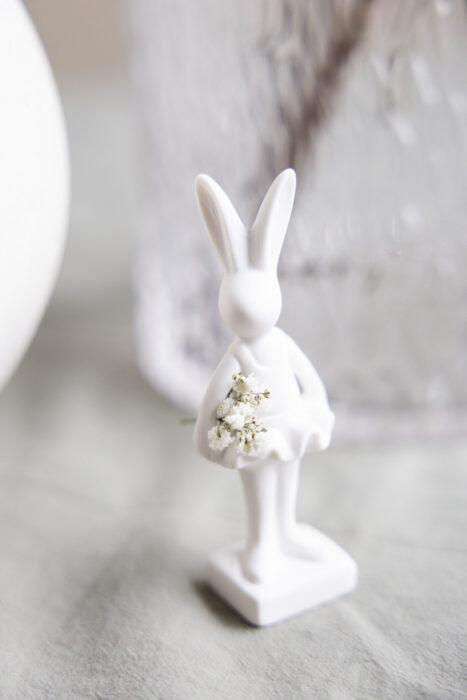 Osterhase tanzende Ines, Keramik, weiß, Kleid von Storefactory