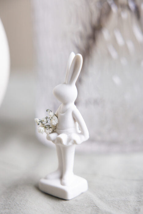 Osterhase tanzende Ines, Keramik, weiß, Kleid von Storefactory