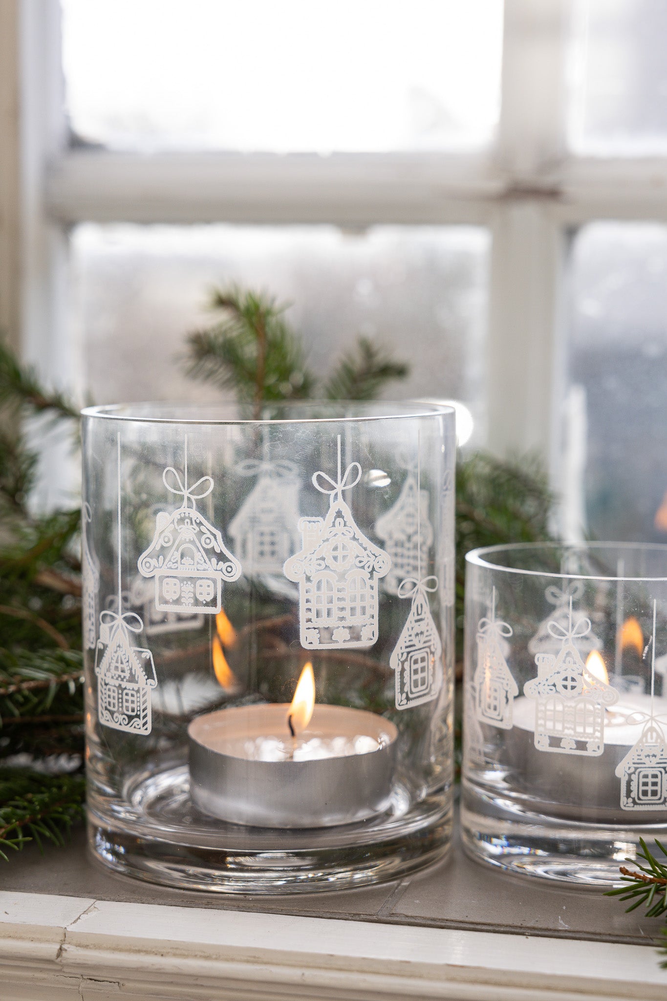Kerzenhalter, Teelichthalter, Husvik, graviert, Girlande, groß