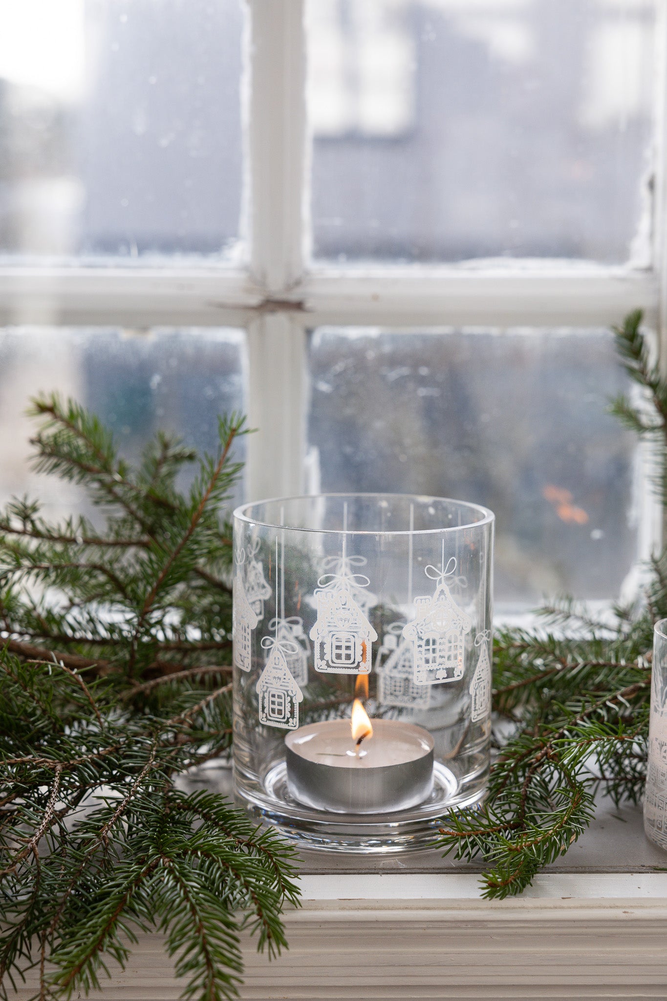 Kerzenhalter, Teelichthalter, Husvik, graviert, Girlande, groß