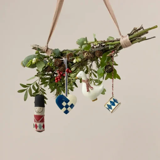 Maileg Anhänger, Gans aus Stoff, rotes Halsband