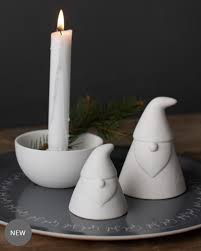 Keramikfigur Weihnachtsmann Knut, Mütze, Bart, Nase, klein
