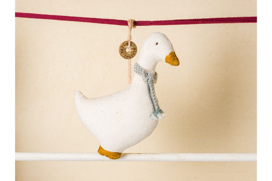 Maileg Anhänger, Gans aus Stoff, blaues Halsband